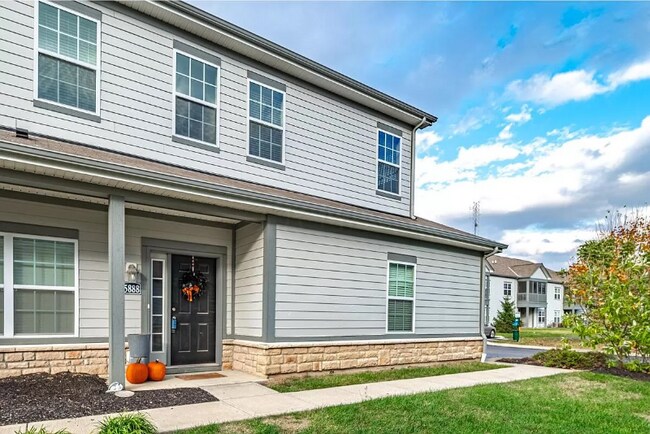 Foto del edificio - 5888 Bluestone Wy