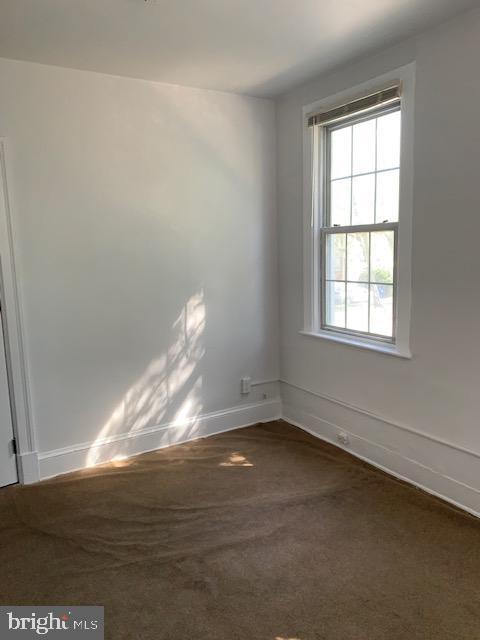 Foto del edificio - 1142 N Stuart St