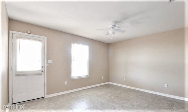 Foto del edificio - 3 br, 2 bath House - 5835 Hickory Canyon