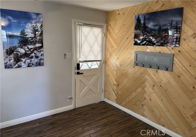 Building Photo - 541 Timber Ln