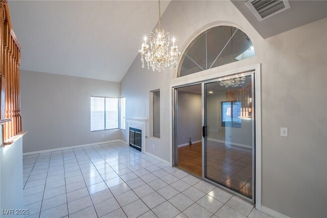 Building Photo - 7129 Paradise Bay Dr