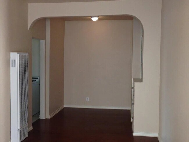 Foto del edificio - 972 Marview Ave