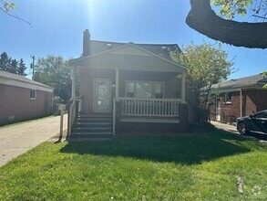 Building Photo - 5697 Mayburn St