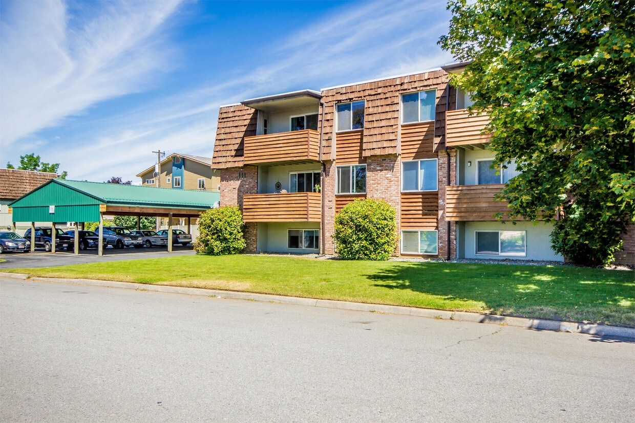 107 E Hattie Ave Unit 6, Coeur d'Alene, ID 83814 Apartment for Rent