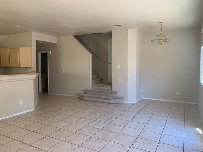 Building Photo - Two Bedroom Townhome in Aliante