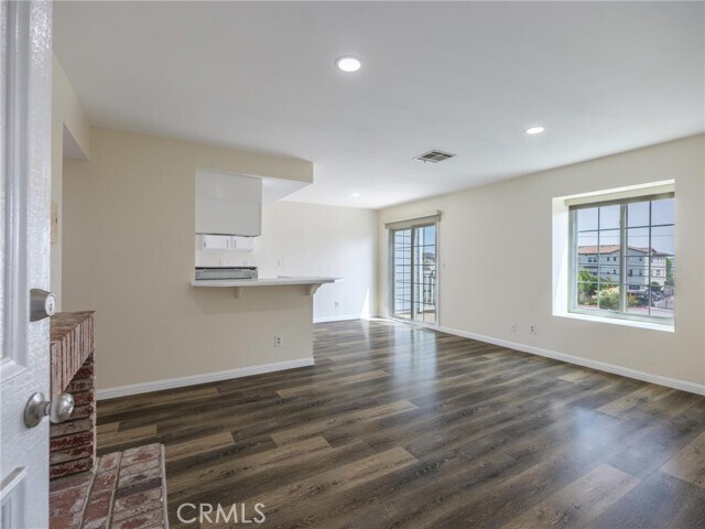 Foto del edificio - 1229 W 223rd St