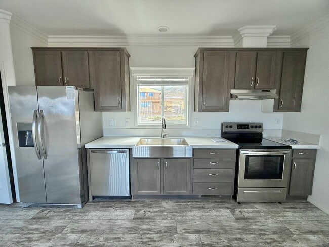 Building Photo - New Construction 2 Bedroom / 2 Bathroom Ho...