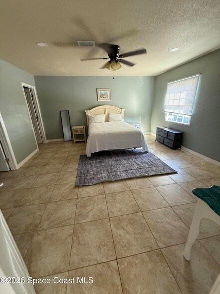 Foto del edificio - 483 Church St