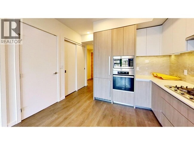 Photo du bâtiment - 6633 Buswell St