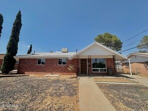 Building Photo - 4981 Winthrop Dr