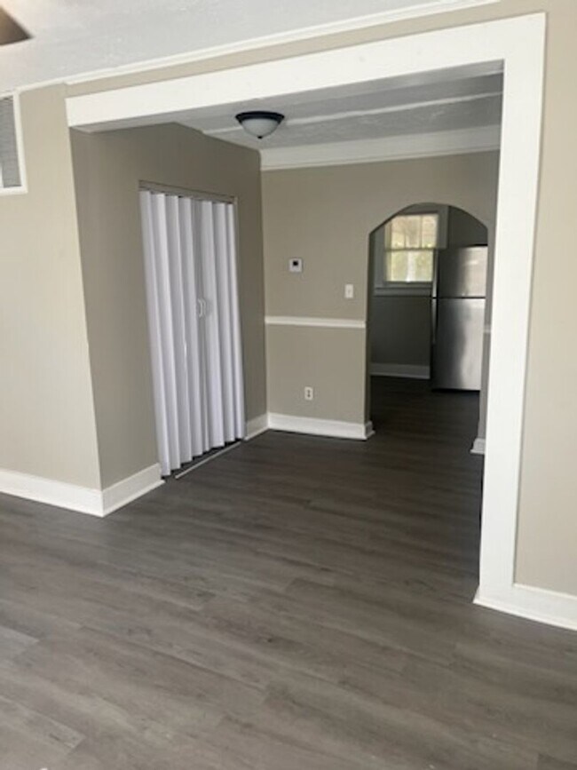 Building Photo - Open The Door To Your New Home!