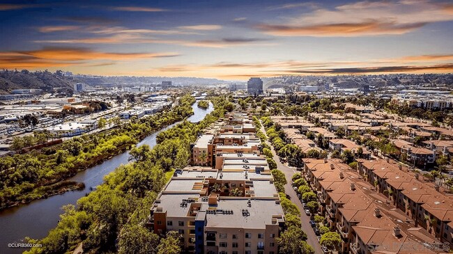 Foto del edificio - 8211 Station Village Ln