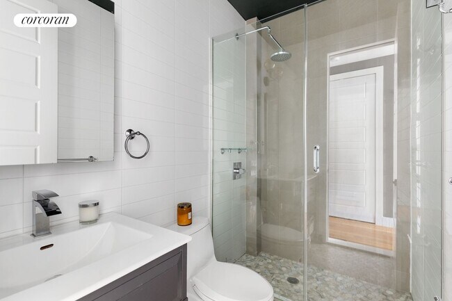 Foto del edificio - 1257 Dekalb Ave