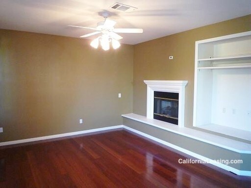 Building Photo - 23249 Beachcomber Ln