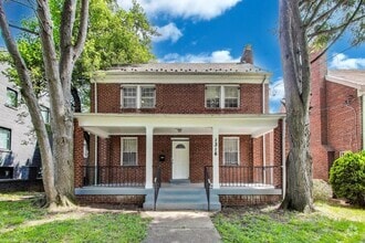 Building Photo - 1316 Van Buren St NW