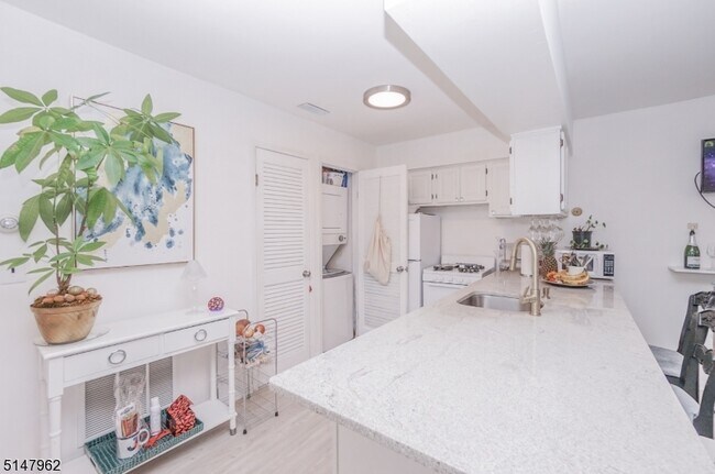 Foto del edificio - 2 Sugarbowl Ct