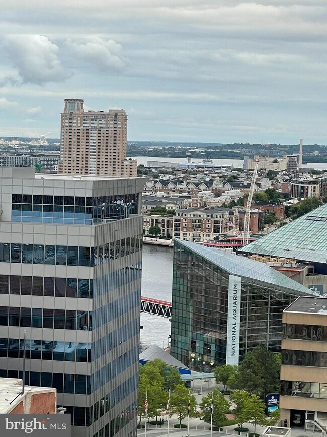 Building Photo - 414 Water St