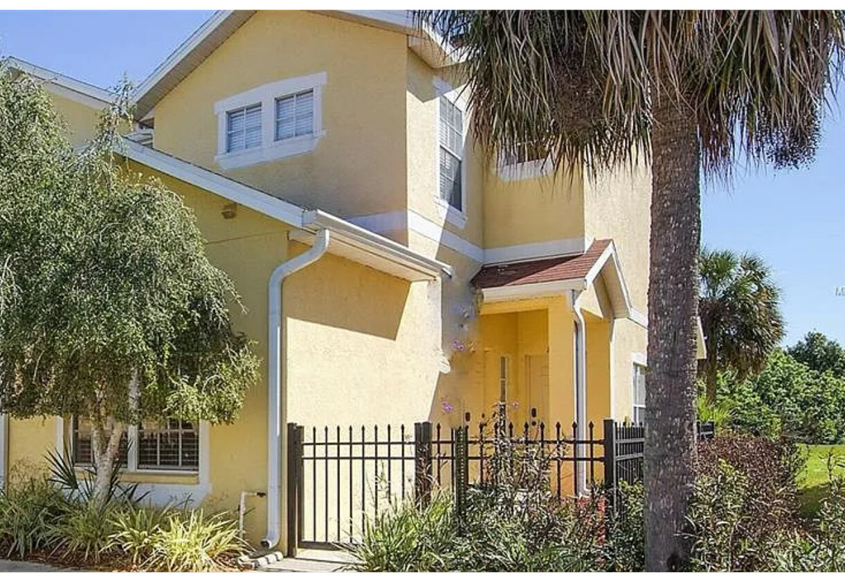 Primary Photo - 11019 Winter Crest Dr