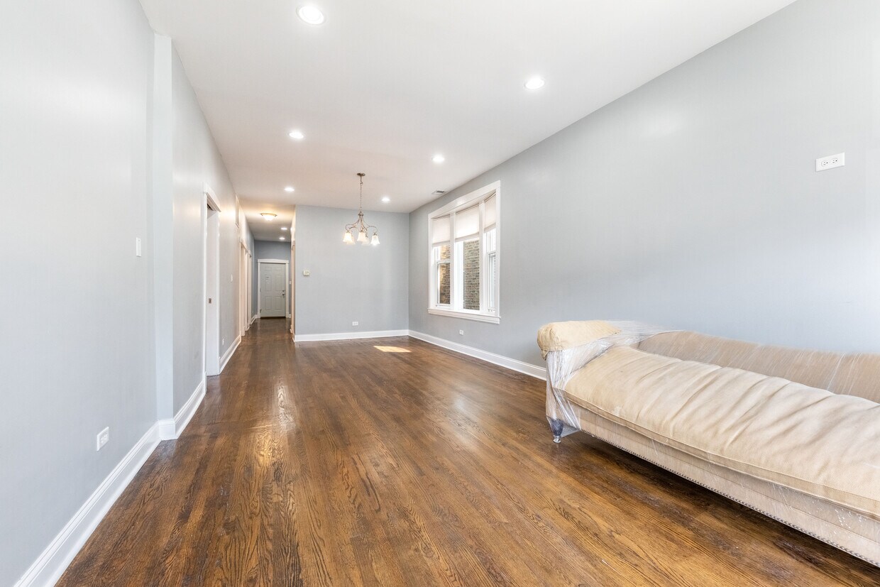 4212 W 21st Plz, Chicago, IL 60623 House Rental in Chicago, IL