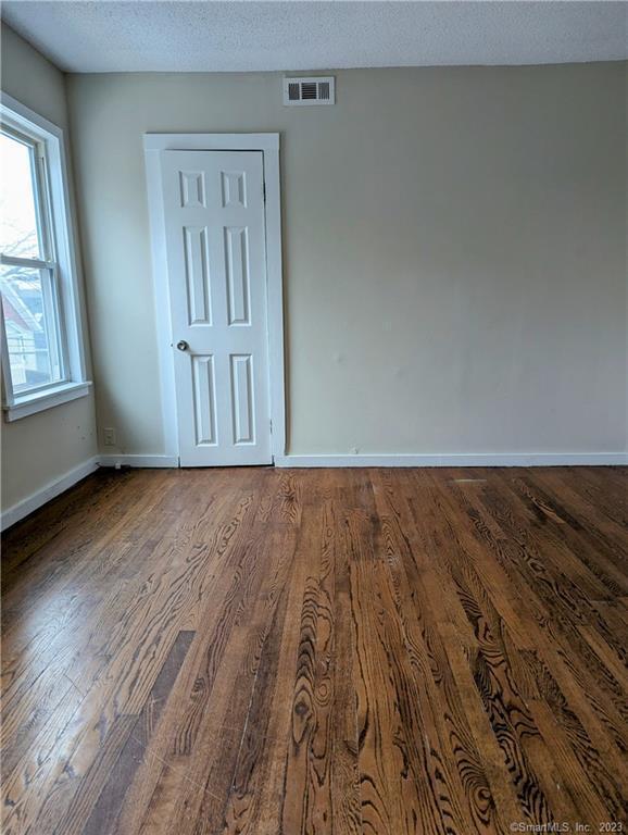 49 Springdale Ave Unit 2nd floor, Meriden, CT 06451 Room for Rent in