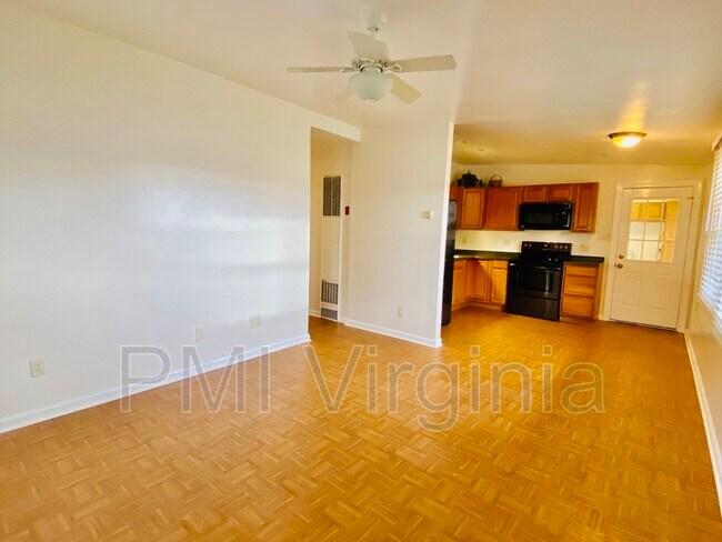 Foto del edificio - 1115 Bethel Rd