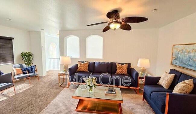 Foto del edificio - 15661 Lasselle St