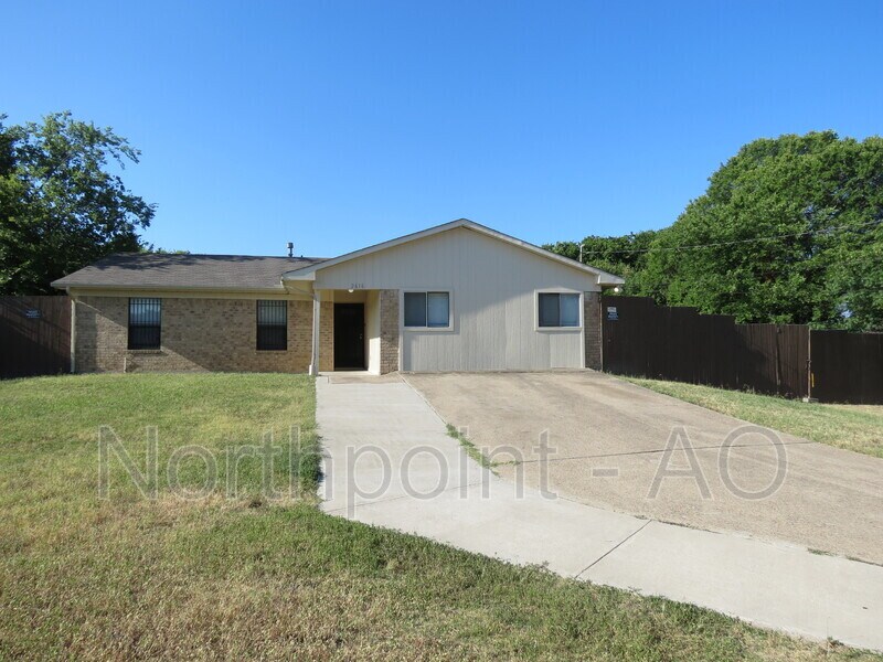 2616 Alamain Dr, Dallas, TX 75241 House Rental in Dallas, TX