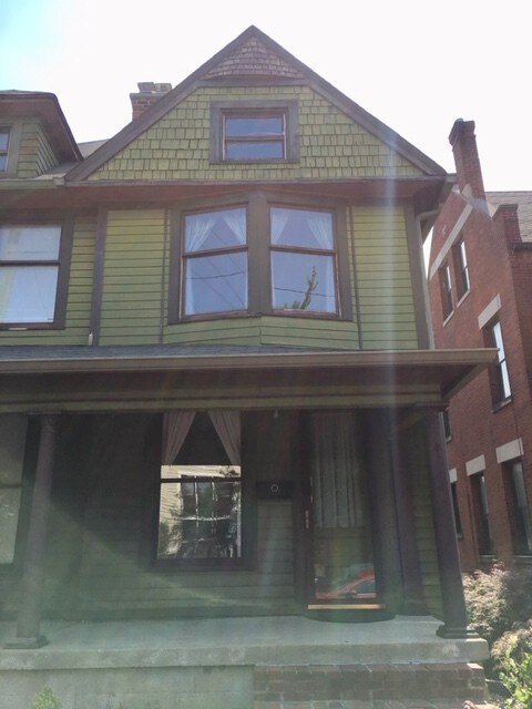 Building Photo - 421 N College Ave