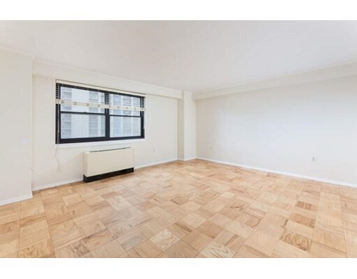 Foto del edificio - 9 Hawthorne Pl