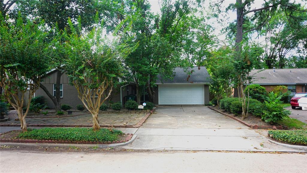 Foto principal - 10327 Rothbury St