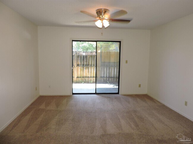 Foto del edificio - 2299 Scenic Hwy