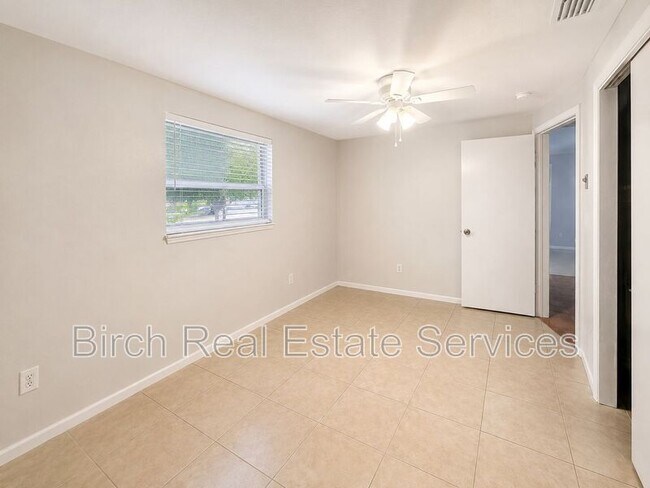 Foto del edificio - 2552 Chancery Dr
