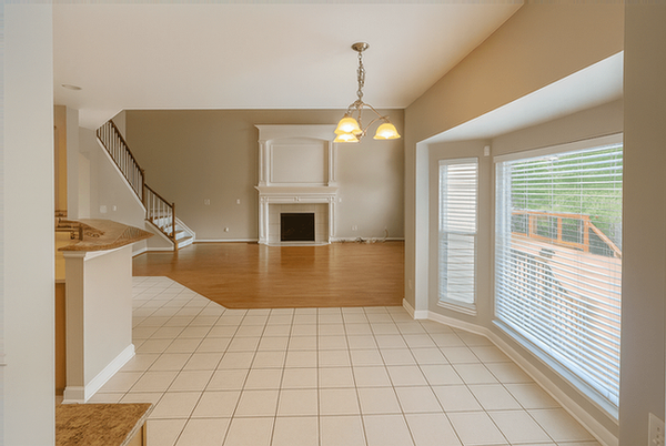 Foto del edificio - 5581 Crestwood Dr