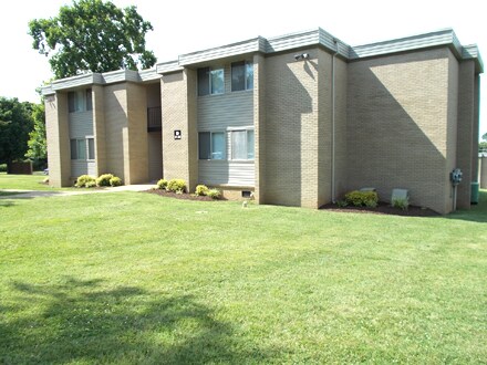 Building Photo - 1249 Hampshire Pike