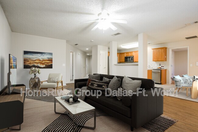 Foto del edificio - 1611 Waters Edge Dr