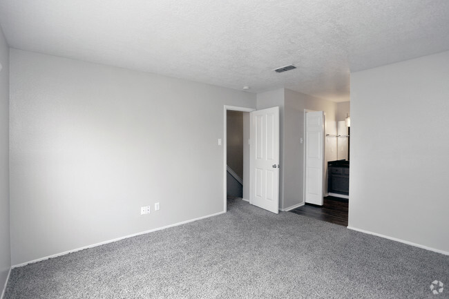 2Bd/2.5 Town Home - Meridian