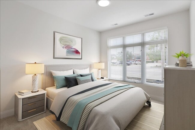 Interior Photo - 314 S State St