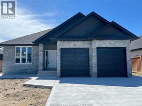 Building Photo - 137 Whelan Dr