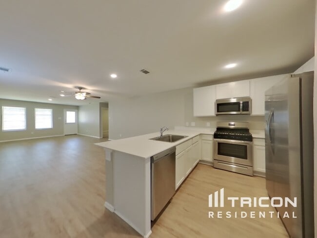 Building Photo - 17146 Quaking Aspen Ln