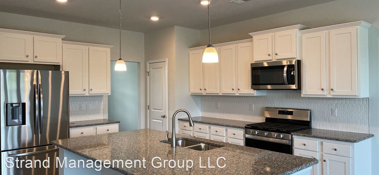 Foto principal - 5 br, 3 bath House - 1289 Baker Creek Loop