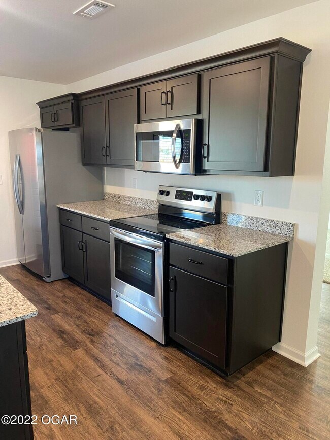 Building Photo - 325 Eagle Edge Dr
