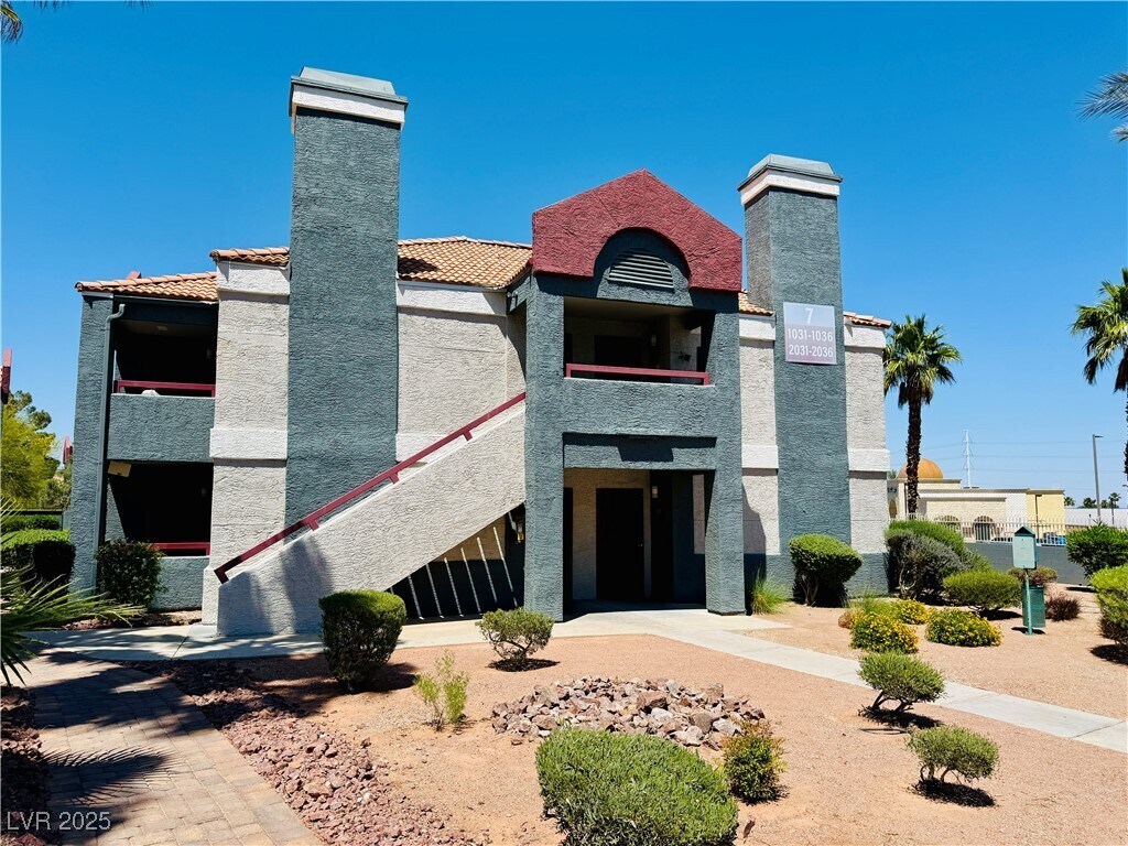 Foto principal - 8600 W Charleston Blvd