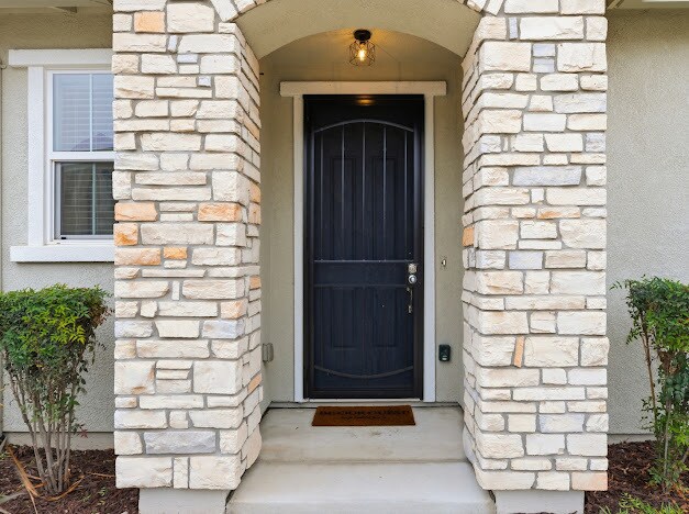 Foto del edificio - Spacious 3-bedroom home offering 1,785 sq ft of comfortable living space.