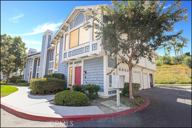 Building Photo - 25647 Paseo La Cresta