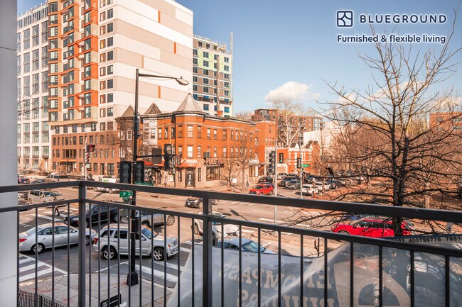 Foto del edificio - 14 P St NW