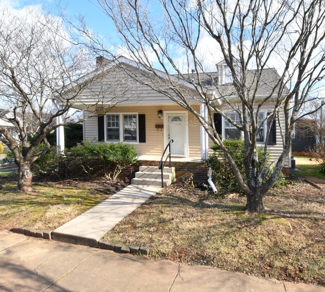 2401 Patria St, WinstonSalem, NC 27127 Townhome Rentals in Winston