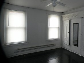 Building Photo - 2602 N 33rd St