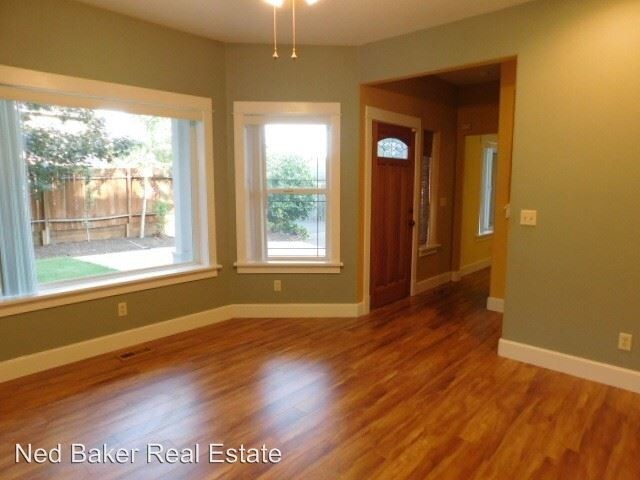Building Photo - 4 br, 2.5 bath House - 635 Mule Deer St. NW