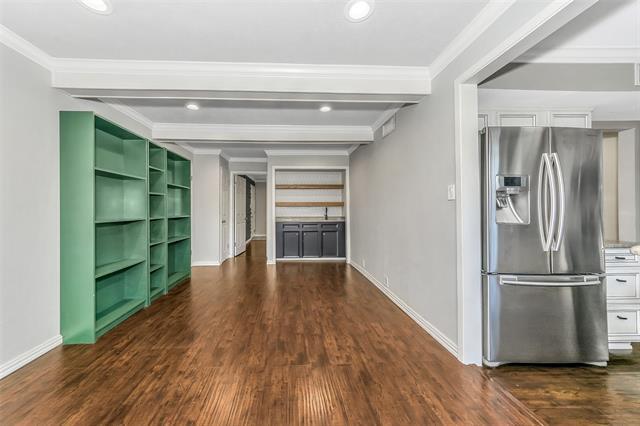 Foto del edificio - 7906 Royal Ln
