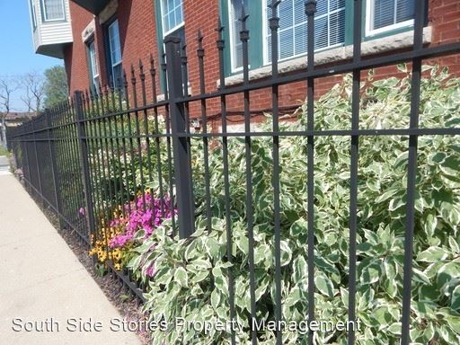 Building Photo - 4357 S Calumet Ave